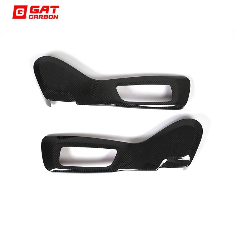 Dry Carbon Seat Side Panel - detail